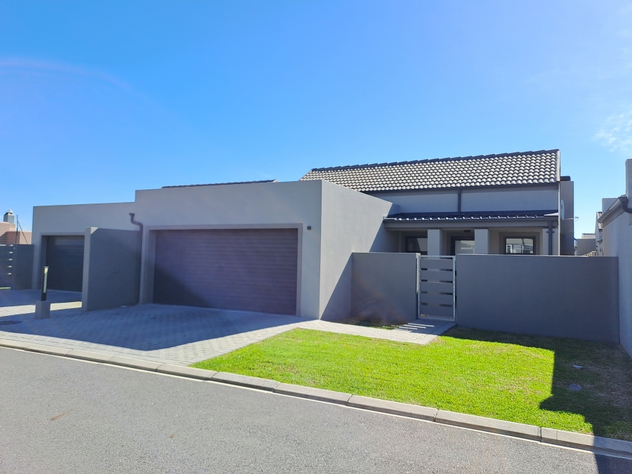 3 Bedroom Property for Sale in Anchorage Park Western Cape